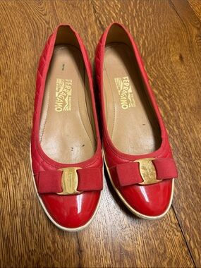 Salvatore Ferragamo Red Quilted Bow Ballet Flats with Gold Plate
